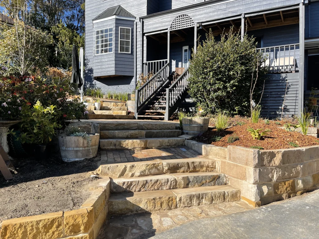 Bonnie View Sanddtone Steps